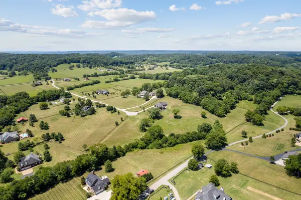 1711 Joe Pope Rd, Thompsons Station, TN 37179