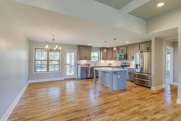 4663 E County Farm Rd, Springfield, TN 37172