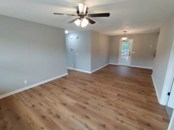 1005 Golden Pond Rd, Chapmansboro, TN 37035