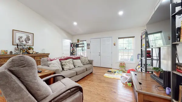 482 Sickler Rd, Hohenwald, TN 38462