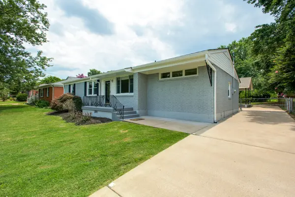 220 Graeme Dr, Nashville, TN 37214