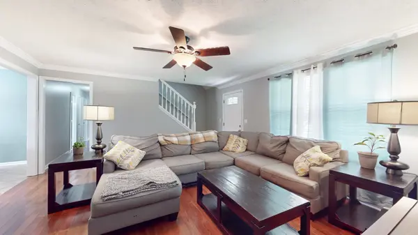 2250 High Meadow Dr, Murfreesboro, TN 37129