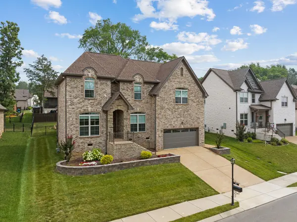 407 Riverstone Pl, Mount Juliet, TN 37122