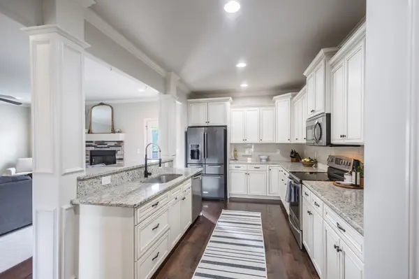 591 Jim Cedar Dr, Murfreesboro, TN 37128
