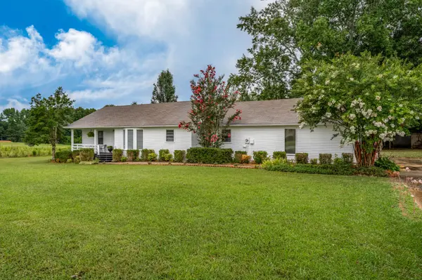 7 S Patrick Rd, Fayetteville, TN 37334