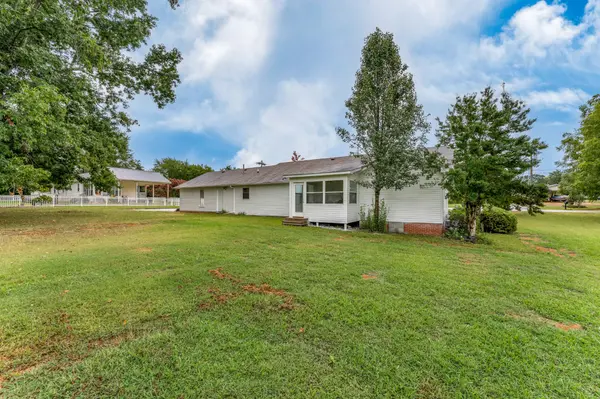 7 S Patrick Rd, Fayetteville, TN 37334