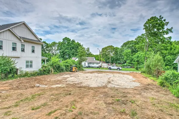 2226A Fox Ave, Nashville, TN 37210