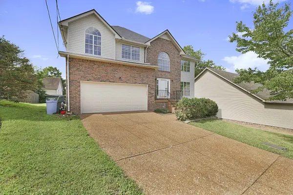 1112 Holt Hills Pl, Nashville, TN 37211