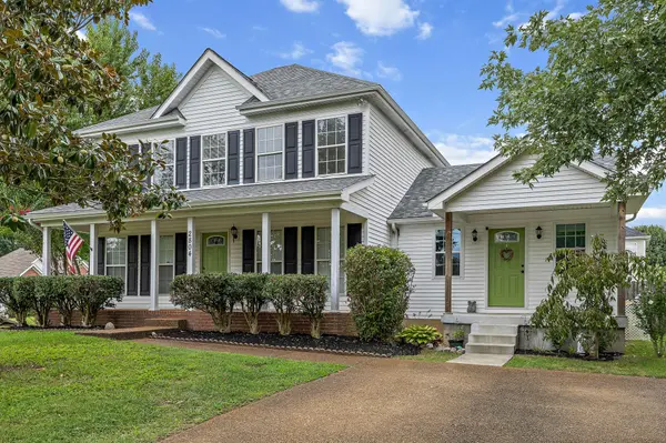 2804 Crystal Ct, Thompsons Station, TN 37179