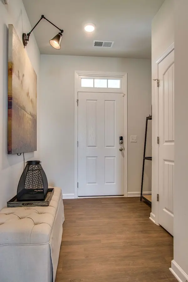 7085 Golden Way, White House, TN 37188