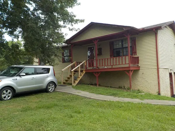 1306 Rock Springs Rd, Bethpage, TN 37022