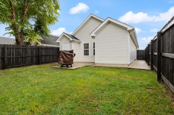 5030 Cornelius Dr, Murfreesboro, TN 37129