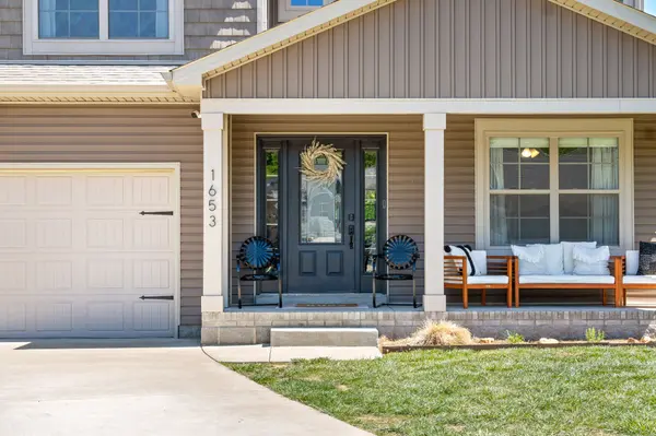 1653 Rains Rd, Clarksville, TN 37042