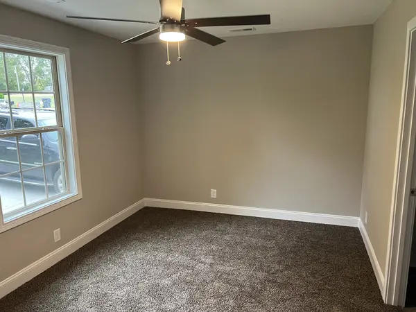145 OKLAHOMA AVE, Oak Grove, KY 42262