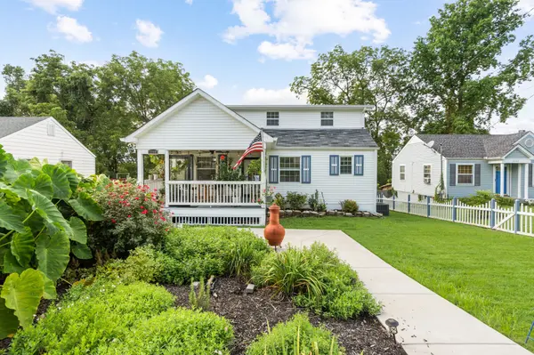 2200 Weona Dr, Nashville, TN 37214