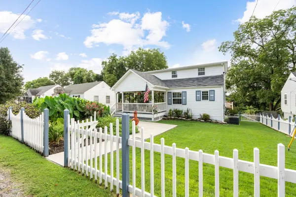 2200 Weona Dr, Nashville, TN 37214