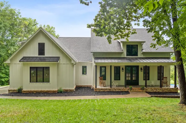 1730 Riverhaven Dr, Adams, TN 37010
