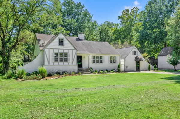 835 Sutton Hill Rd, Nashville, TN 37204