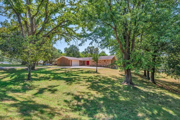 304 Brookview Ct, Old Hickory, TN 37138
