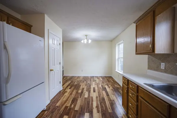 452 Cedar Park Cir, La Vergne, TN 37086