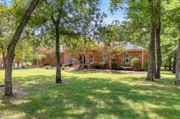 4040 Trail Ridge Dr, Franklin, TN 37067