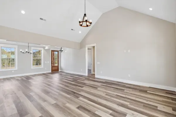 246 Green Acres Road, Unionville, TN 37180