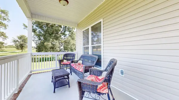 8342 Fredonia Rd, Manchester, TN 37355