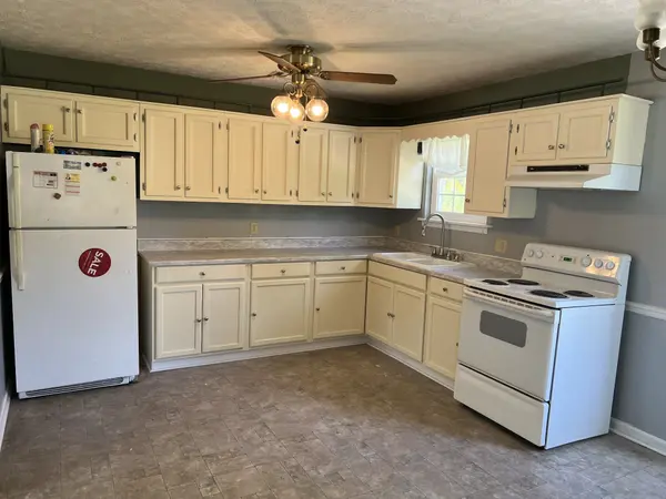 230 Austin Cir, Livingston, TN 38570