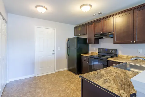 1264 Macedonia Dr, Murfreesboro, TN 37130