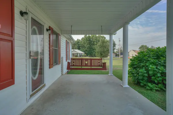 26 Lorien Ln, Woodbury, TN 37190