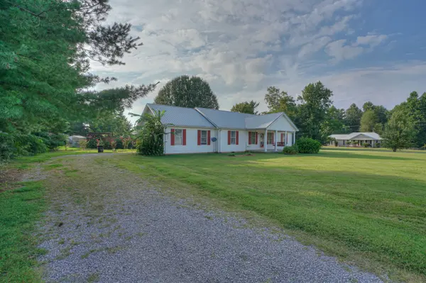 26 Lorien Ln, Woodbury, TN 37190