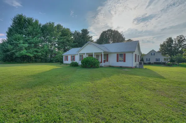 26 Lorien Ln, Woodbury, TN 37190