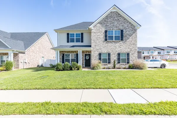 415 Middleton Ln, Pleasant View, TN 37146