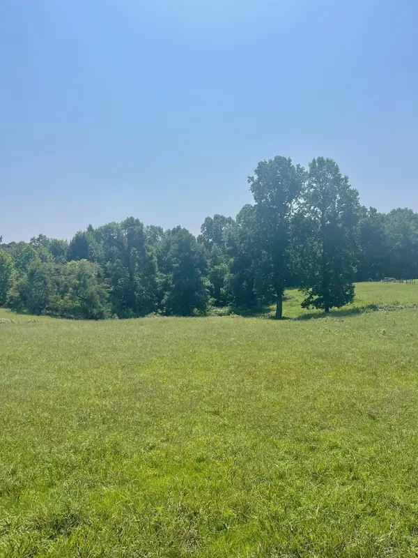 499 Northup Rd, Portland, TN 37148