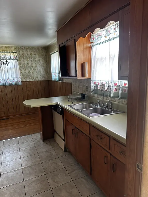 215 Charlemagne Blvd, Clarksville, TN 37042