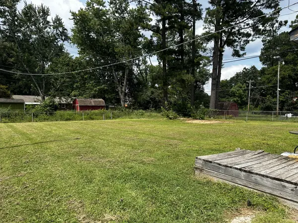 215 Charlemagne Blvd, Clarksville, TN 37042