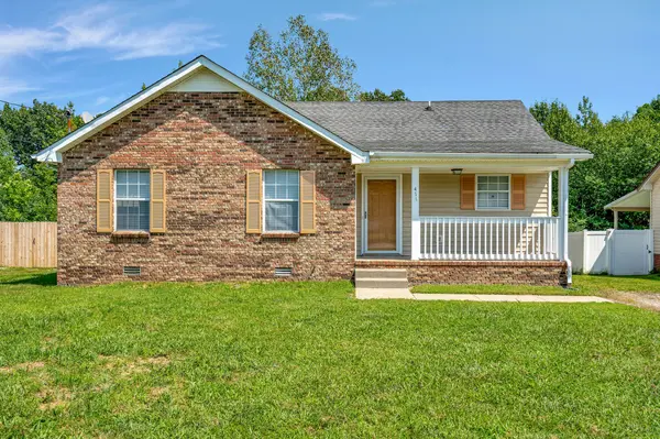 411 Donna Dr, Clarksville, TN 37042