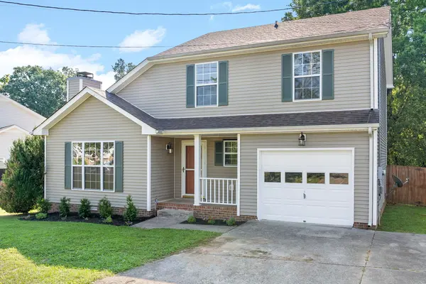 330 Broadmore Dr, Clarksville, TN 37042