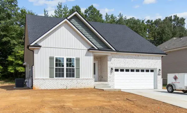 345 Chase Dr, Clarksville, TN 37043