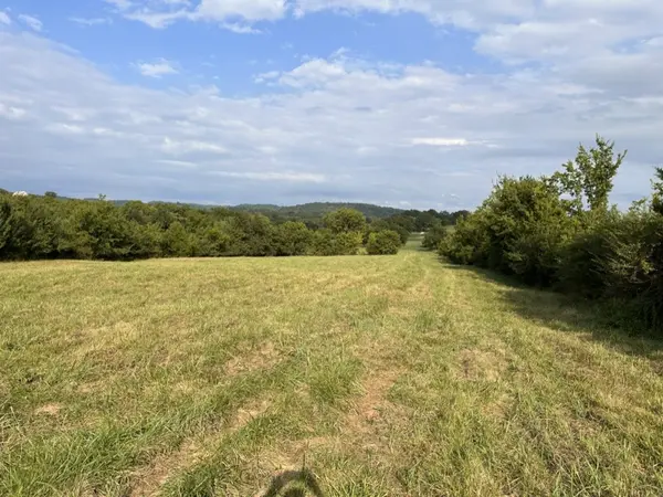 3413 Booker Farm Rd #W, Mount Pleasant, TN 38474