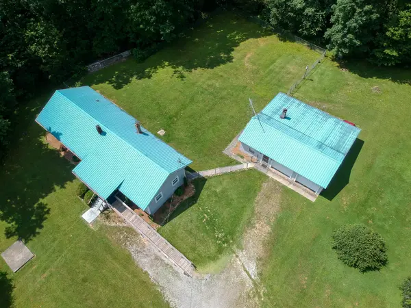 680 Old Highway 56, Coalmont, TN 37313