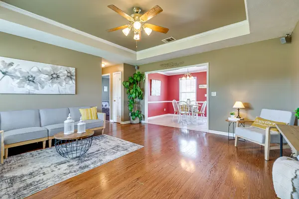 8027 Valencia Dr, Smyrna, TN 37167