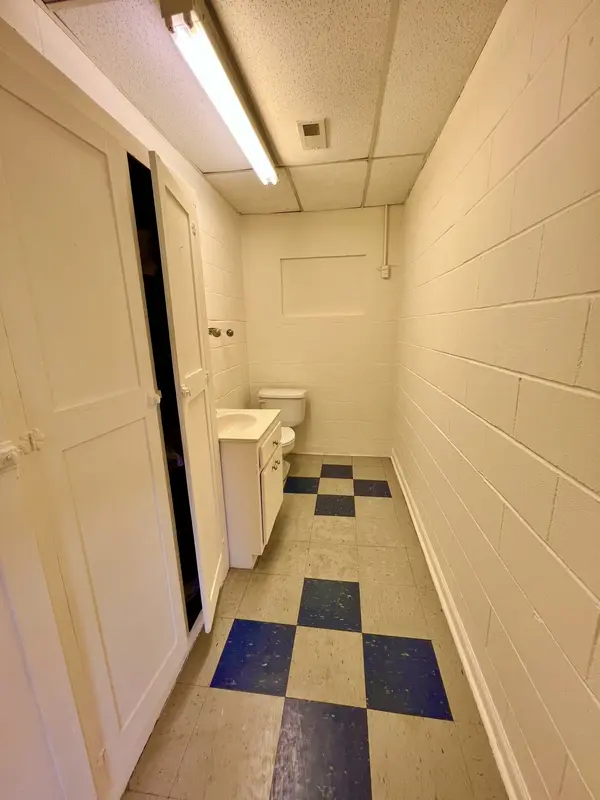 413 Pioneer St, Fayetteville, TN 37334