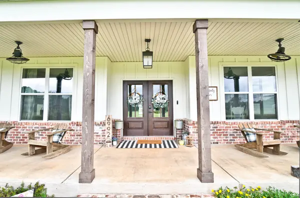 6992 Wayside Rd, Christiana, TN 37037