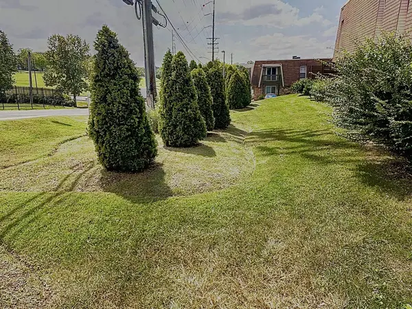 370 Wallace Rd #F10, Nashville, TN 37211