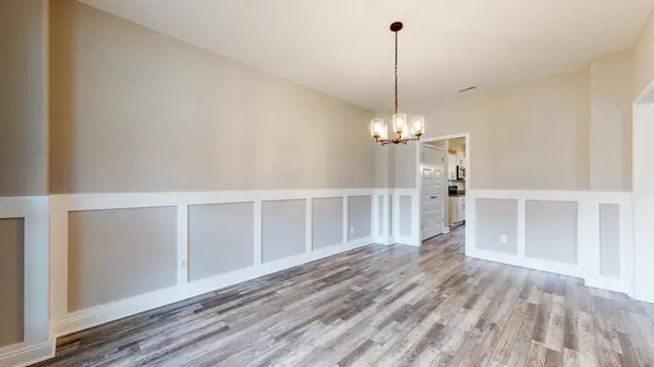2022 Ireland Way, Clarksville, TN 37042