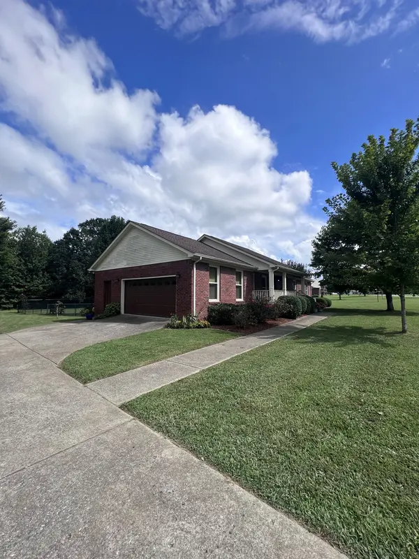 4016 Belle Rd, Fayetteville, TN 37334