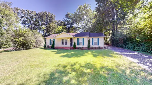 125 Lincoln Rd, Fayetteville, TN 37334