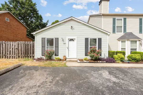 121 Stokes Dr, Smyrna, TN 37167