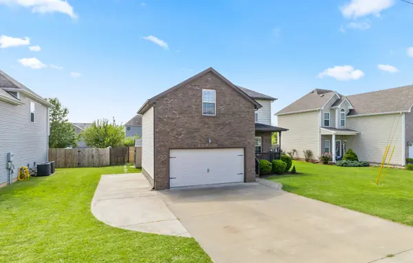 315 Ferdinand Ln, Oak Grove, KY 42262
